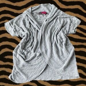 Say What 2010s Light Grey Open-Front Short Sleeve Cardigan – Size Medium